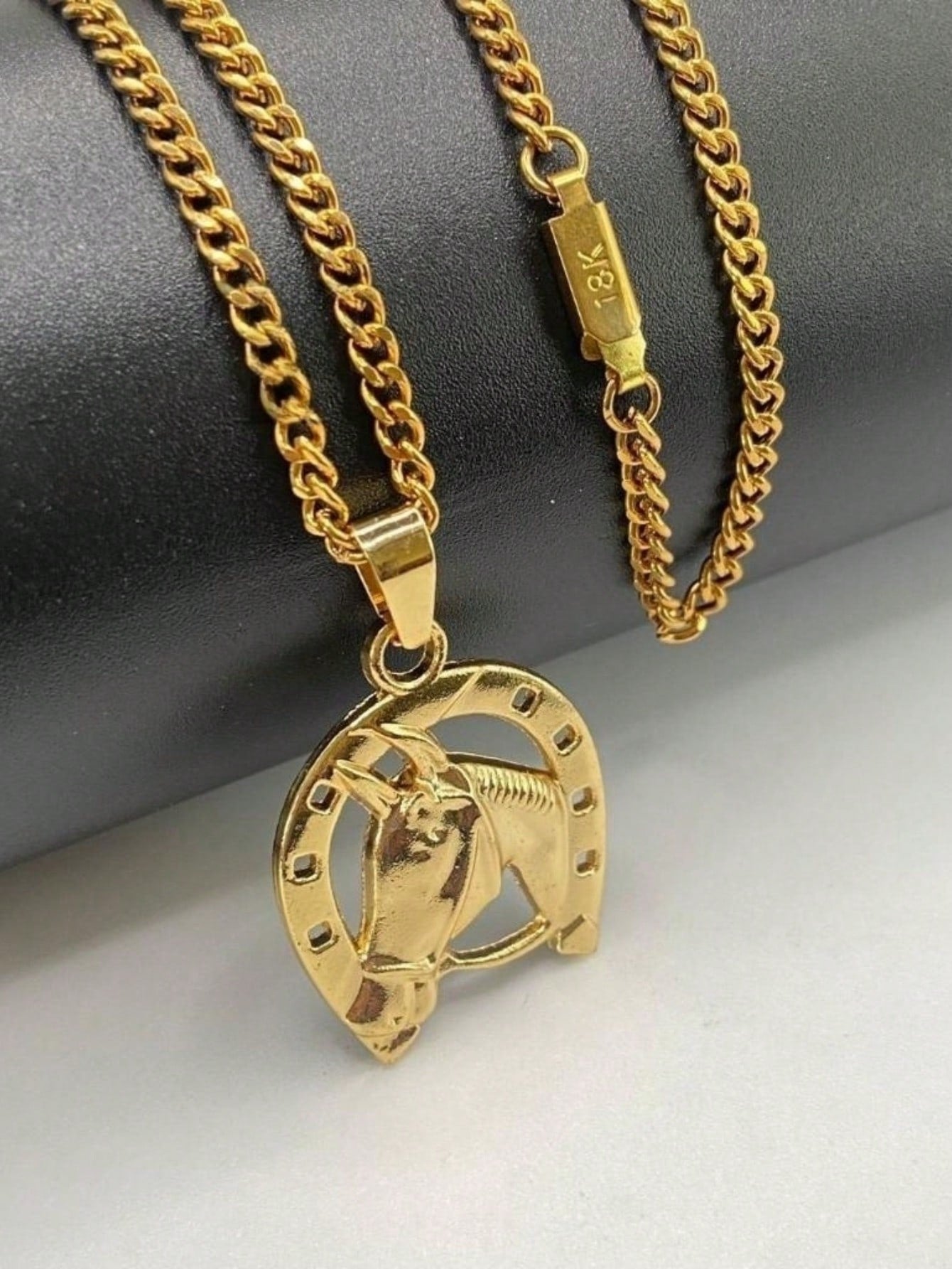 Corrente Masculino Corda De Aço Inox Colares Pra Feminina Banhado A Ouro Com Pingente De Folheado Cabeça De Cavalo