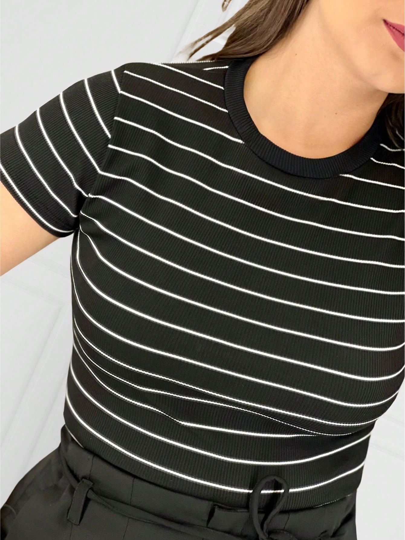 K&K FASHION SHEIN Camiseta Listrada Canelada