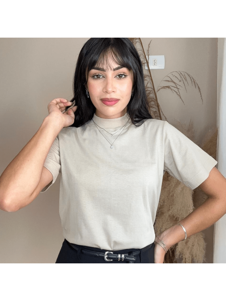 BLUSA T-SHIRT FEMININA GOLA ALTA MANGA CURTA