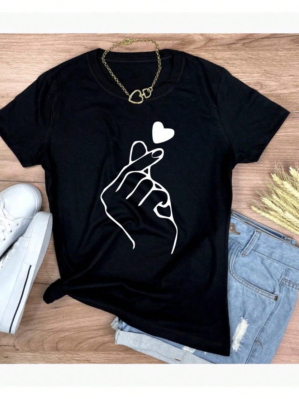 Blusa Tshirt Feminina Manga Curta Algodão Estampa Mão Coração