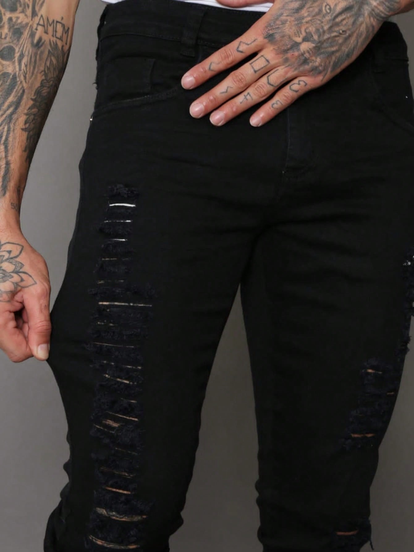 Calça Masculino Preto Rasgado de Sarja Estilosa