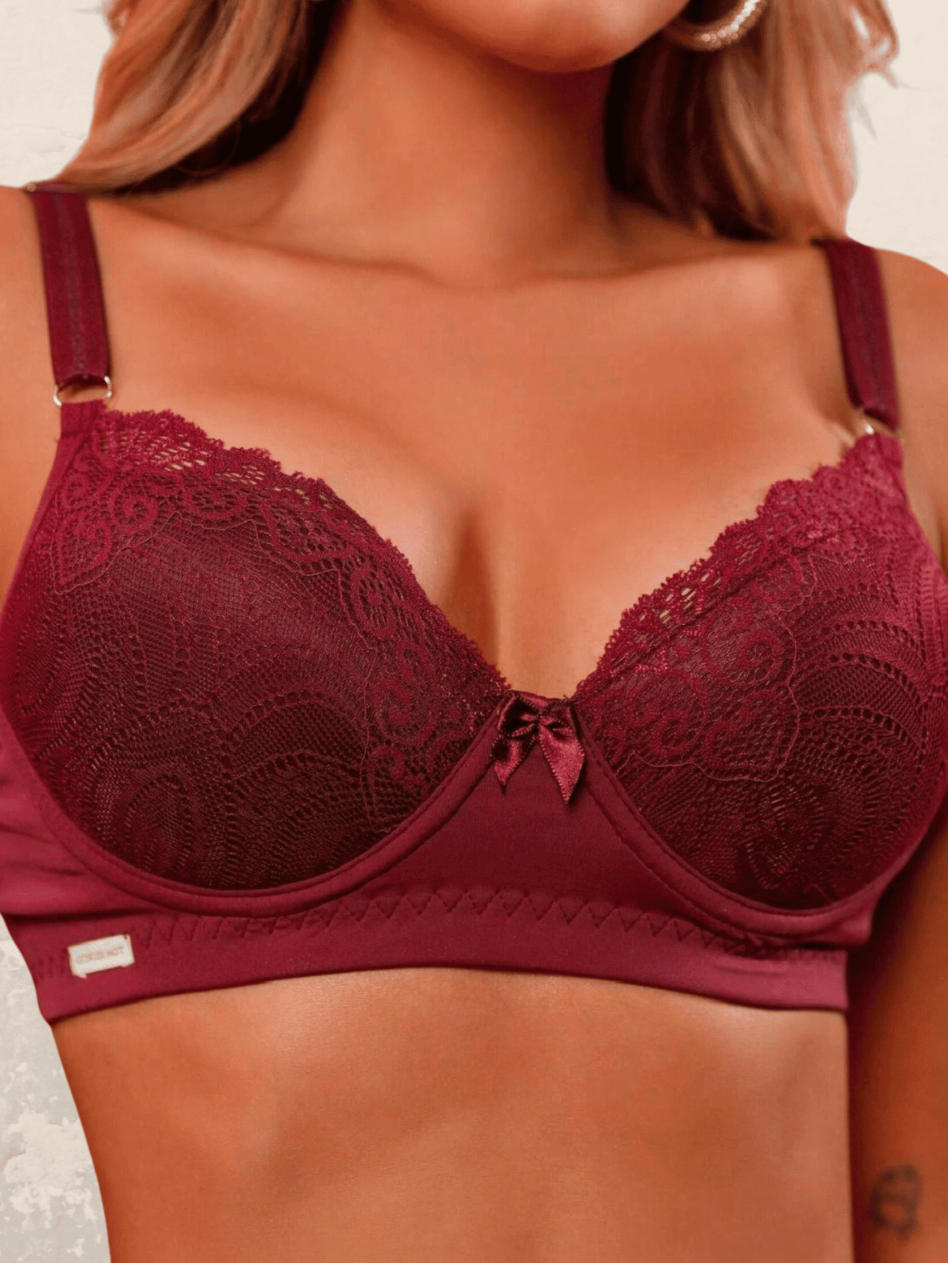 Sutiã Rendado com Bojo Soft Comfort e Alças Reguláveis Confortável Detalhe Renda Leve Moda Casual Costura Premium
