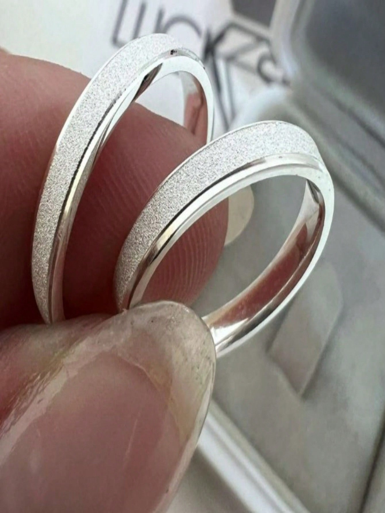 Par de aliança namoro 4mm diamantada Prata e Anel Solitário