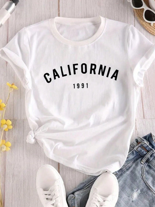Camiseta T-shirt feminina blusa 100% algodão com estampa linha de coração modinha