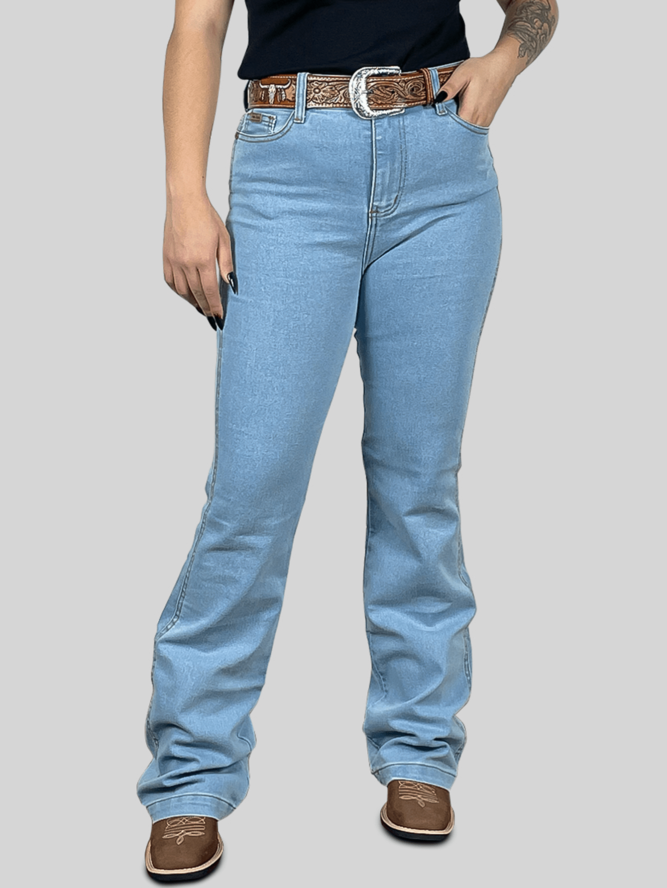 Calça Jeans Feminina Country Flare Elastano Cintura Alta Bootcut Levanta Bumbum Barra Larga Top
