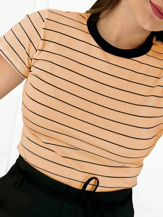 K&K FASHION SHEIN Camiseta Listrada Canelada